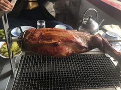 -迎燕阁烤羊腿(二环南路店)