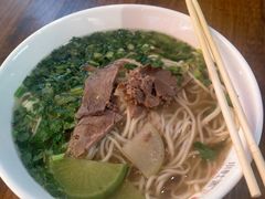 -小灶派· 地道兰州牛肉面(宏发大厦店)