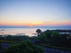 -弥舍·湖景团建泳池派对别墅·湖山境店