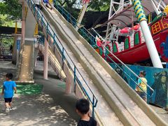 -顺德大良半月城游乐场