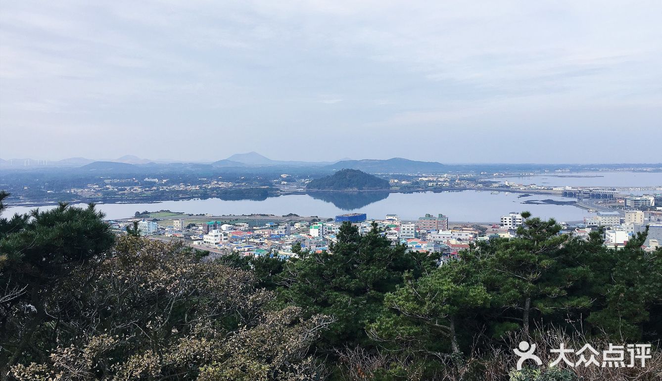 它可是被列入“世界自然遗产”的著名山峰