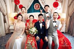 点击看大图 -拉瑞娜LaReine婚纱礼服高级定制