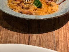 -玛格萝妮(汇智国际商业中心店)