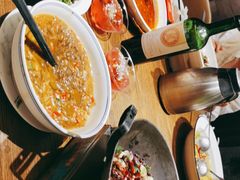 -爱碗亭·鲜炒湖南菜(壹城中心店)