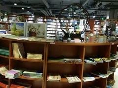 -新华书店(印象城店)