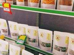 零售区-憨老頭凉皮融合简餐(双山里店)