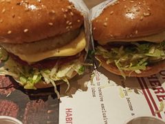 -The Habit Burger Grill 哈比特汉堡(复兴soho店)