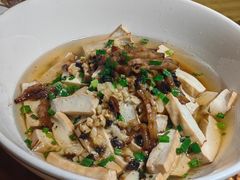 -鲤鱼塘农家山庄