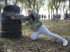 -崇明岛拓展训练真人CS镭战基地