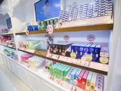 店内环境-4iNLOOK美瞳店(龙之梦购物中心虹口店)