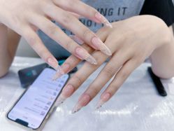 -斯馨·健康美甲美睫