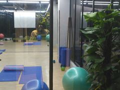 -Liking Fit24小时智能健身(金汇路韩国街店)