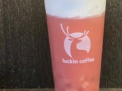 椰云桃桃-瑞幸咖啡(1+1大厦店)