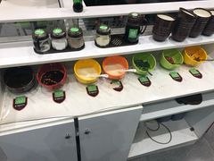 自助调料区-张亮麻辣烫(无锡茂业天地店)