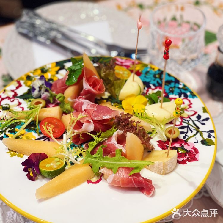 中山探店 | 雨后来一场法式约会吧