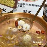 谁能拒绝一锅清甜鲜美的云南火锅！