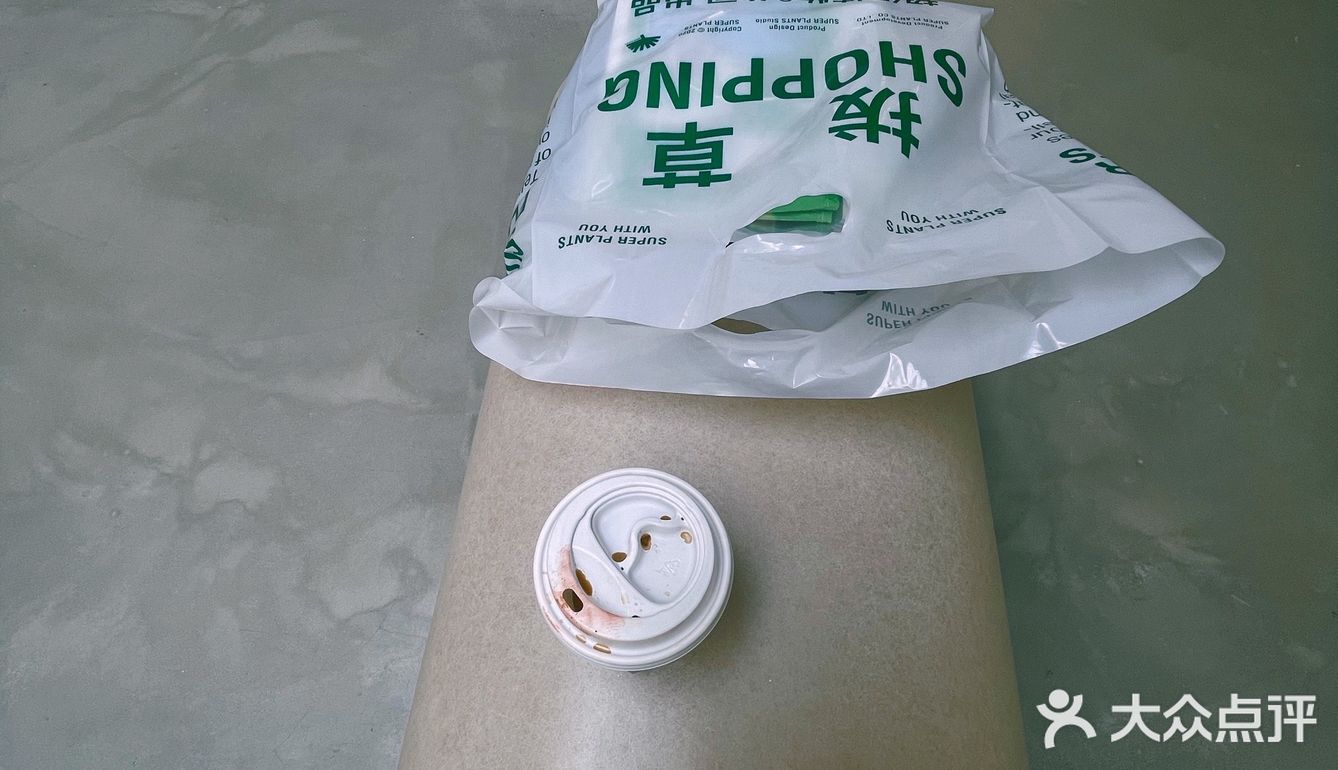 简洁的白，城市“乐吧”带你回到旧时光的驻所