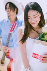 俏皮可爱-巴黎婚纱摄影工作室