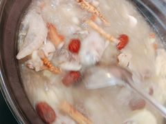 -松哥油焖大虾.小龙虾.黑鸭煲(海岸城店)