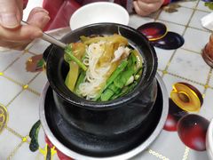 -李记特色罐罐米线(重庆中环大厦店)