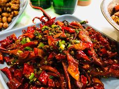 -辣盆盆麻辣小龙虾(哈尔滨总店)