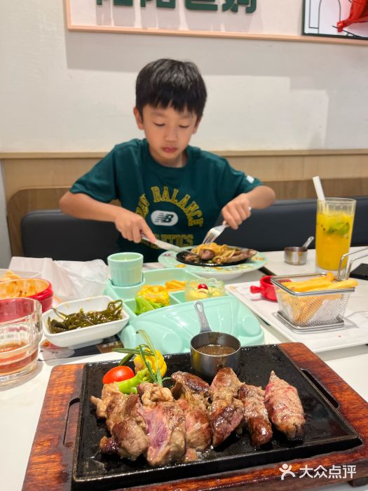 豪客来牛排(中华城店)图片