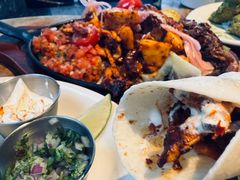 -Chili's Cafe&Bar奇利斯(滨江店)