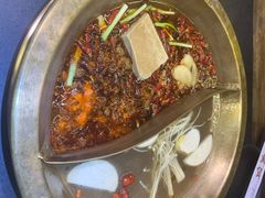 -沸炉重庆老火锅(军事博物馆店)