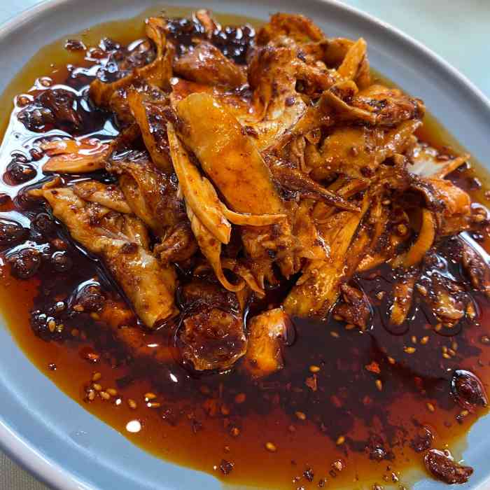 天主堂鸡肉店(崇州店)-"我第一次看到这个"天主堂鸡片",是在成都.