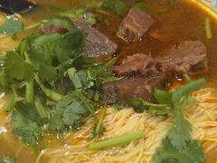 -金杨拉面王小吃面馆·牛三宝面·红烧牛肉粉
