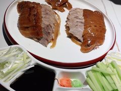 -阿瓦山寨·湘菜现炒·剁椒鱼头王(咸阳总店)