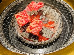-山川小町·极番烧肉(新地假日广场店)