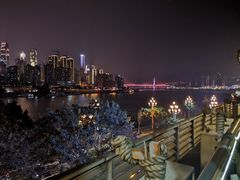 -冰冰龙虾·江湖菜·花园江景餐厅