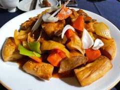包包菜炒馕-伊带伊路新疆美食府(呼家楼店)