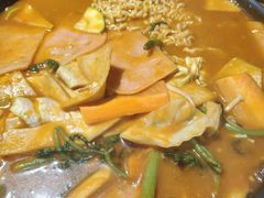 部队年糕火锅-雅米家韩食小馆(高新万达店)