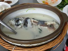 -天乐农家鱼头王(天目湖店)