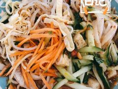 -嗨皮儿·现蒸面皮(抄纸巷店)