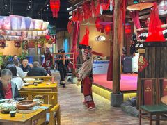 -老滇山寨•云南特色菜•地方菜•民族风情歌舞表演(金碧店)
