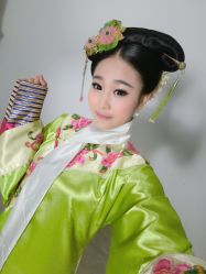 -盘子女人坊生日照·摄影馆(华强店)