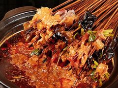 -马路边边串串香形象店(磐石路店)