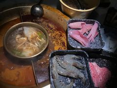 -新哥老官·畅吃123·美蛙世界(苏宁广场店)