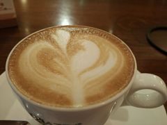 -广州中心皇冠假日酒店·汇点大堂吧