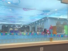 -龙格亲子游泳·水育早教运动中心(龙湾天街店)