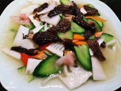 -飞虎过桥米线(翠湖店)