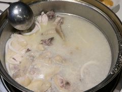 -烹然四季椰子鸡火锅(姚家园万象汇店)