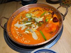 -洱火云南酸菜牛肉火锅(石景山当代商城店)