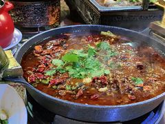 -万重锦·人文川菜馆(骡马市店)