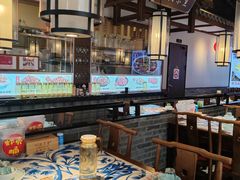 -川流不息·地道川菜·小龙虾(新松江路店)