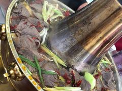 -撒拉人家.酸菜牦牛肉火锅