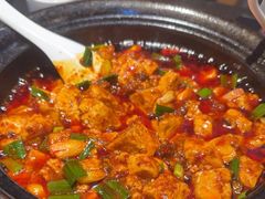 -万重锦·人文川菜馆(骡马市店)